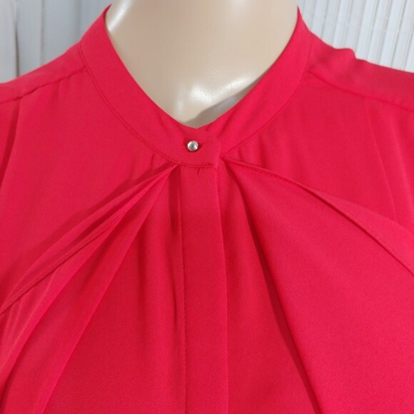 H&M Blouse for Women Size 8 Red Color Hidden Buttons Sleeveless - Picture 3 of 12